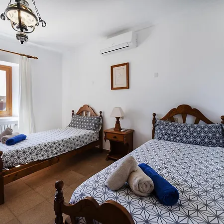 Chalé 10 Personas Con Bbq, Piscina Y Terraza *